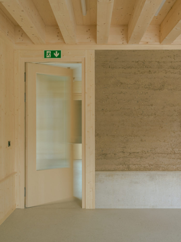 Bâtiment en pisé