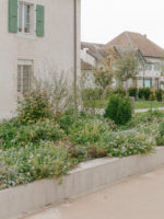 Aménagement extérieur d'une école à Meinier