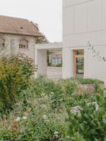 Aménagement extérieur d'une école à Meinier