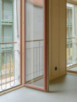 Avusy bâtiment public vue intérieur menuiserie fenêtre détail