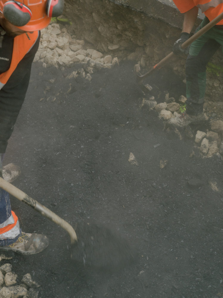 Chantier d'arborisation au Paquis, genève technosol fosse de stockolm détail