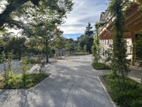 Végétalisation d'un préau à Chêne-Bougeries, piste de conduite existante réemploi