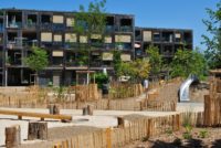 Désimperméabilisation et végétalisation de la place Rigaud, aire de jeux